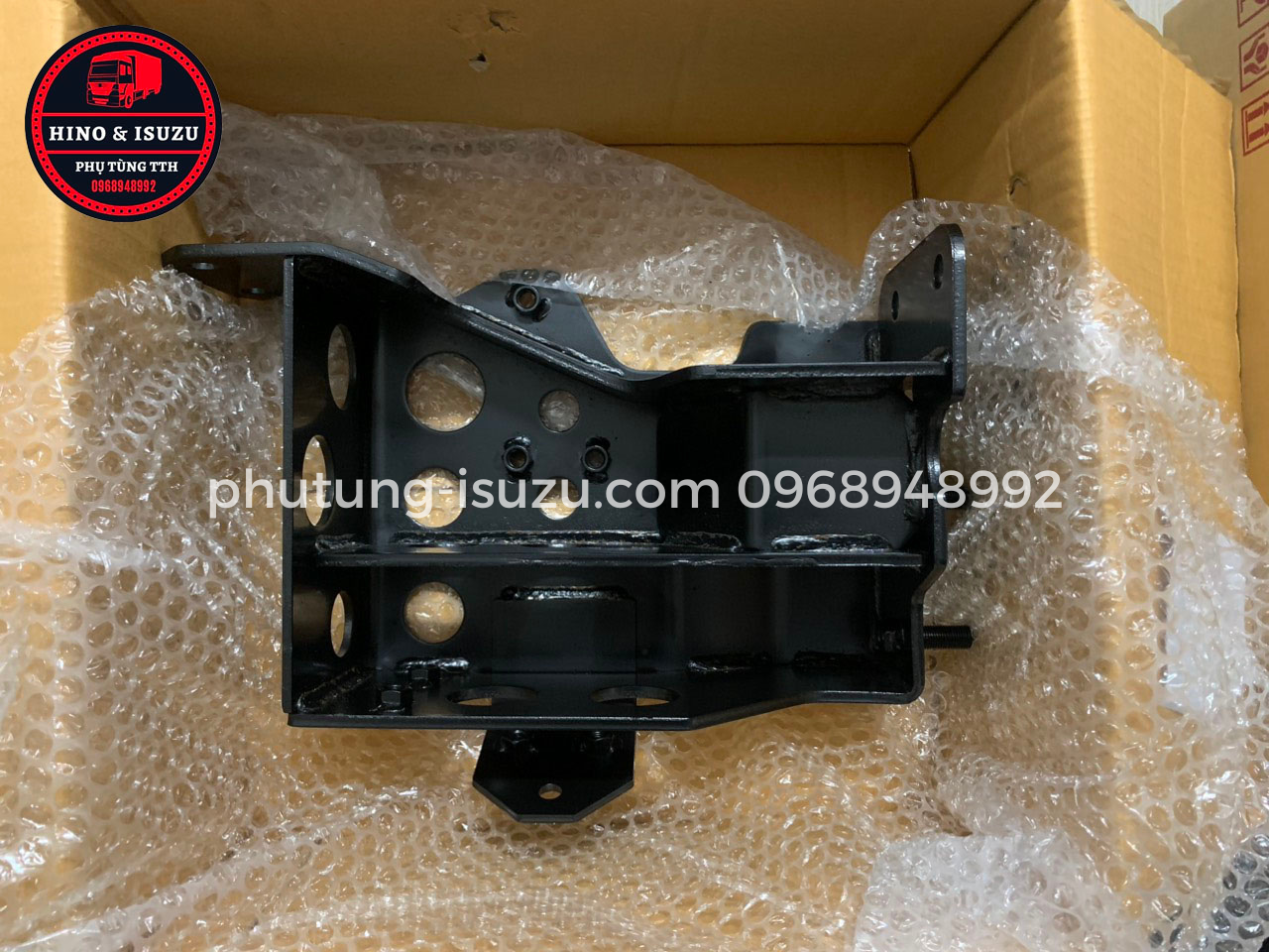 GIÁ VẮT BA ĐỜ SỐC ISUZU FVM 1500