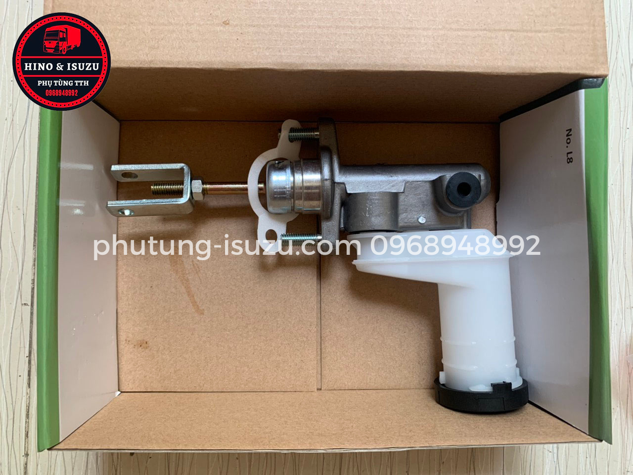 tổng côn trên isuzu dmax